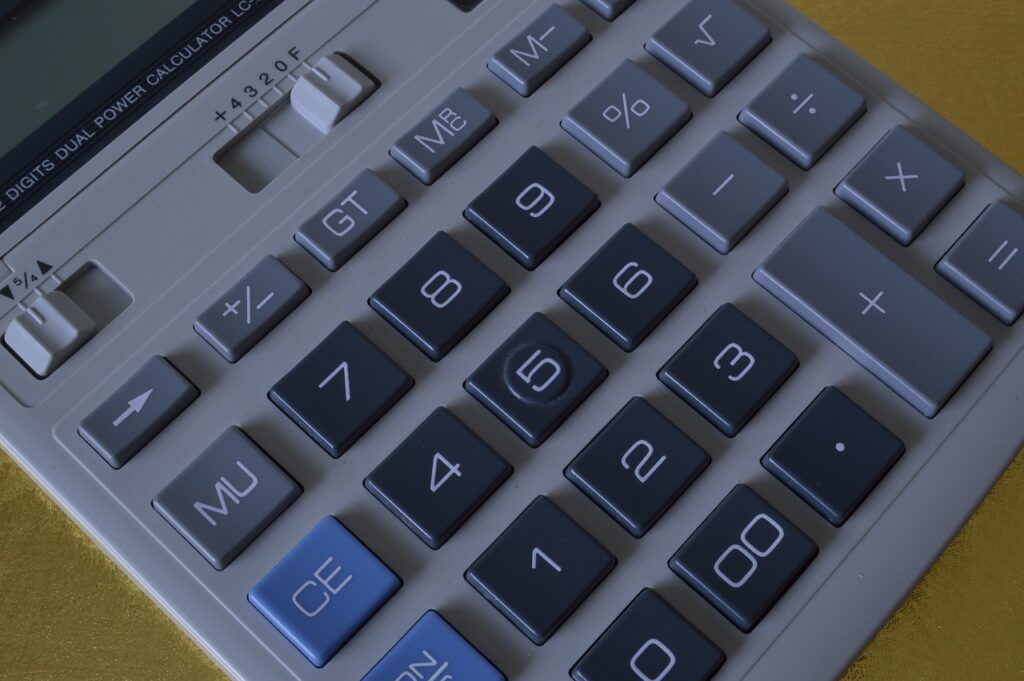calculator, calculation, keypad-227654.jpg