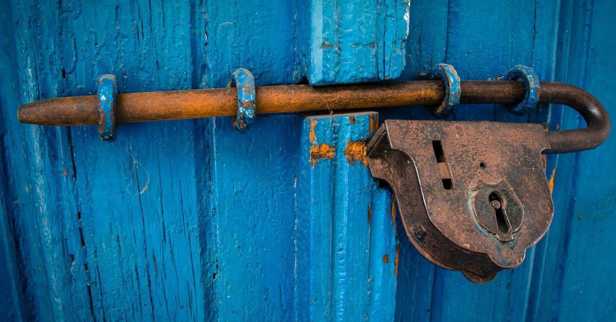 door, lock, blue door-1587863.jpg