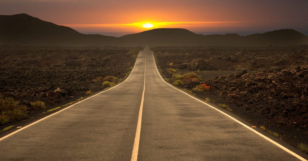 road, desert, sunset-3186188.jpg